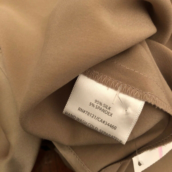 EILEEN FISHER Silk Spandex Stretch Scoop Neck Top - Picture 4 of 4